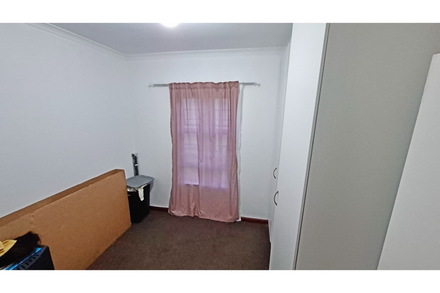 To Let 2 Bedroom Property for Rent in Victoria Park Western Cape